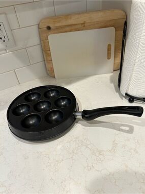 Nordic Ware Ebelskiver non-stick pan Danish pancake pan